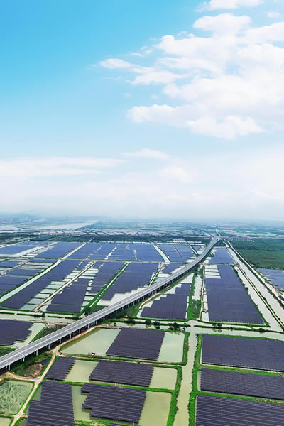 Aquavoltaics Utility-scale Power station（Hezhou North, Zhuhai，China）